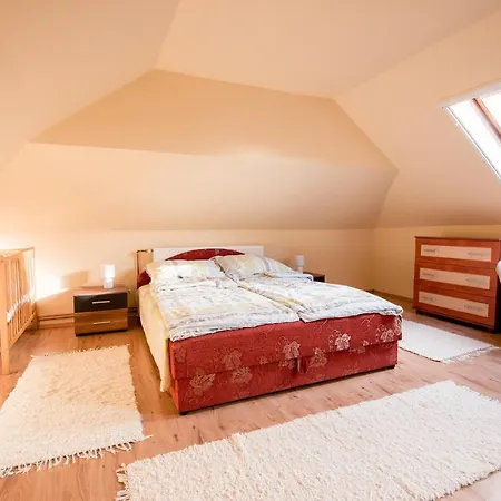 Edelin Apartment *